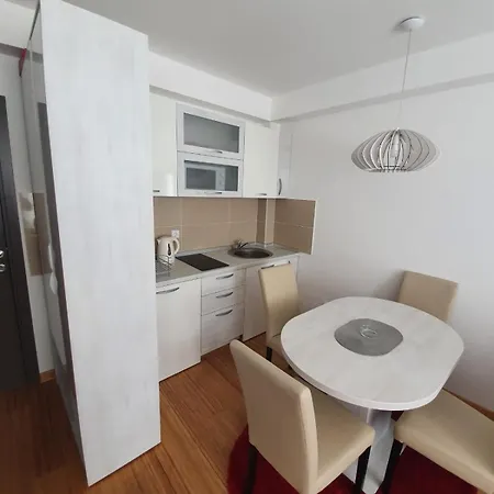 Tri Srca - Kraljevi Cardaci קופאוניק